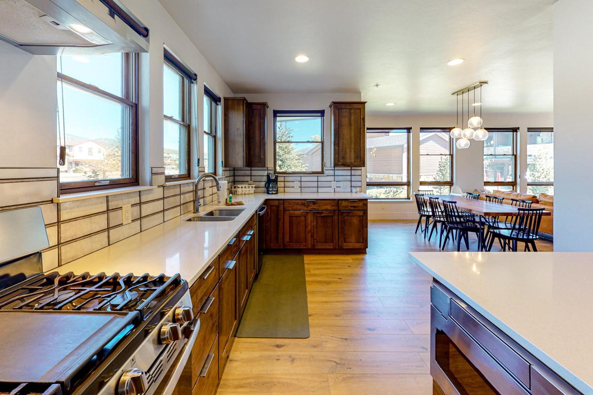 Blue River Flats Condos Silverthorne Room photo