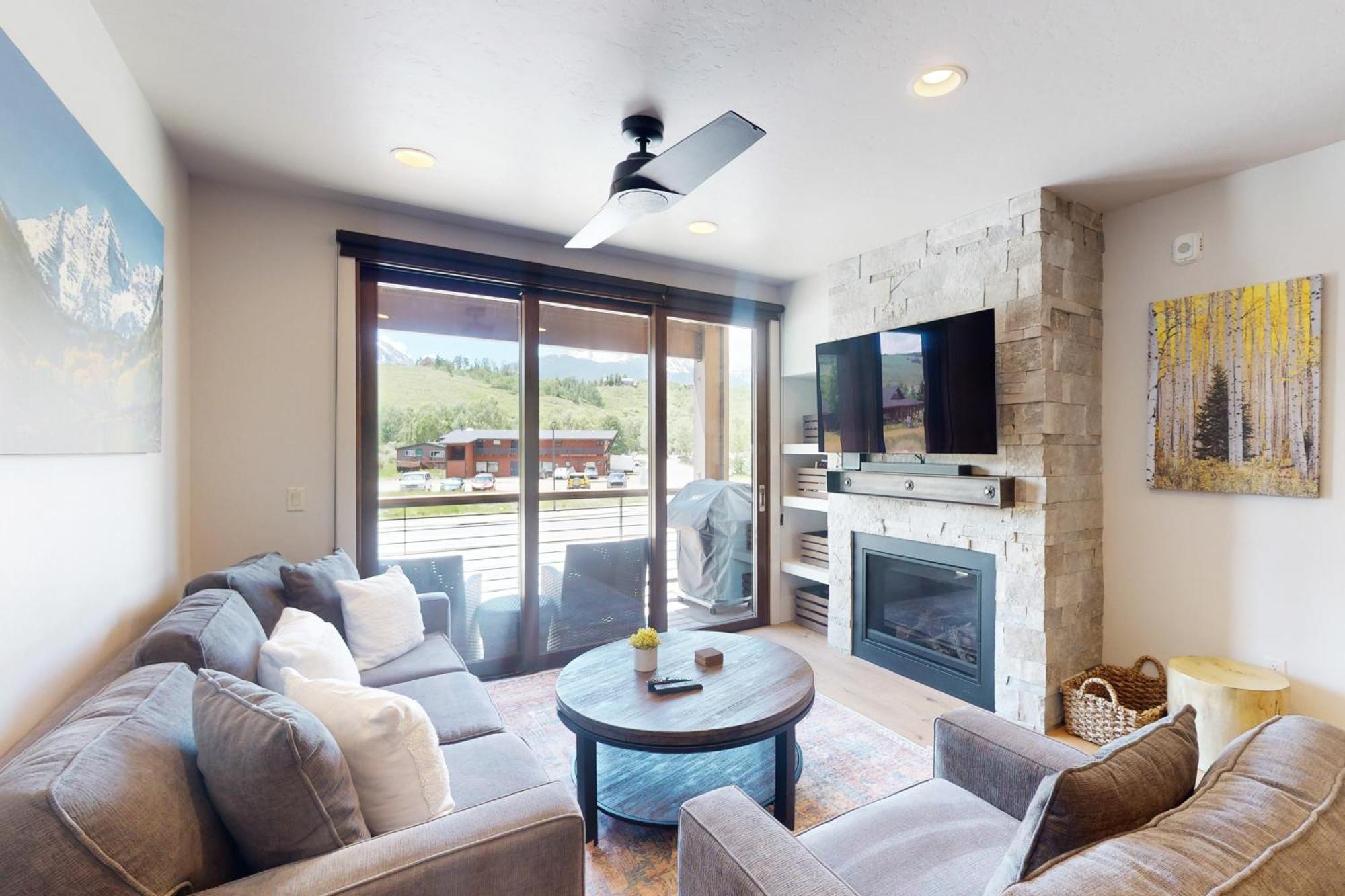 Blue River Flats Condos Silverthorne Room photo